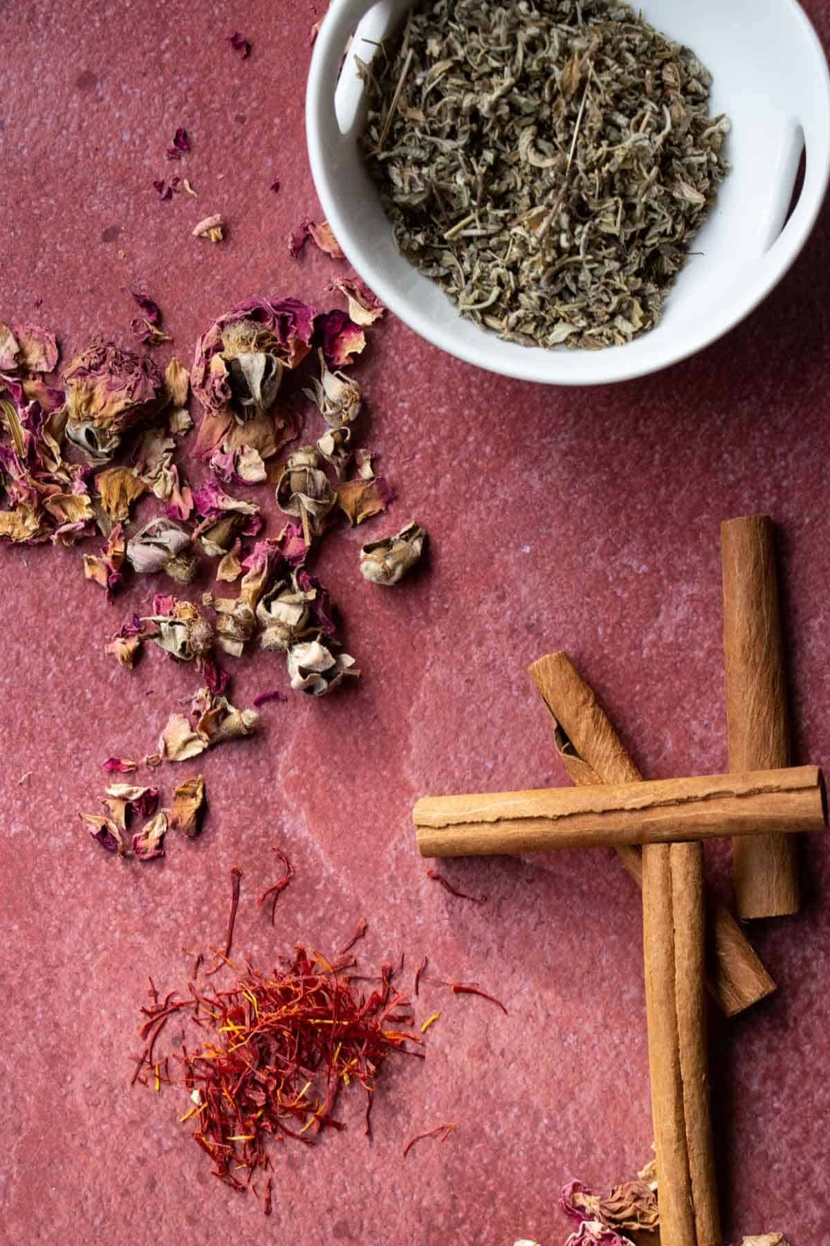 Aphrodisiac Herbal Tea Recipe with Saffron and Damiana - The Homestead ...