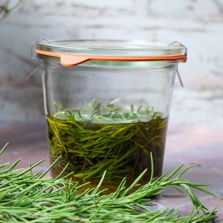 weck jar of infusing oil